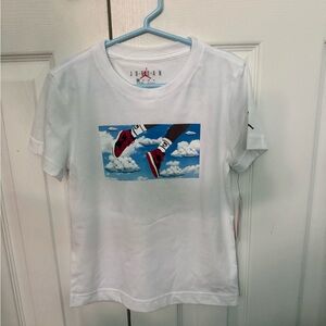 Jordan IN FLIGHT LITTLE BOYS SIZE 6 White Short Sleeve Graphic Tee